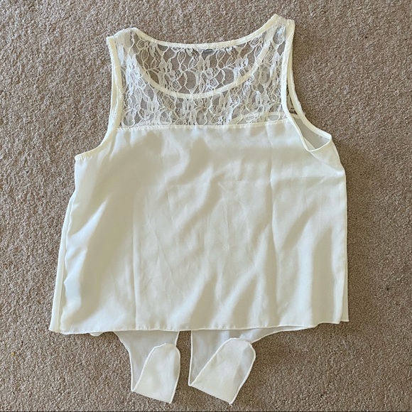 3/$11 Charlotte Russe Sleeveless Blouse EUC - Picture 4 of 6